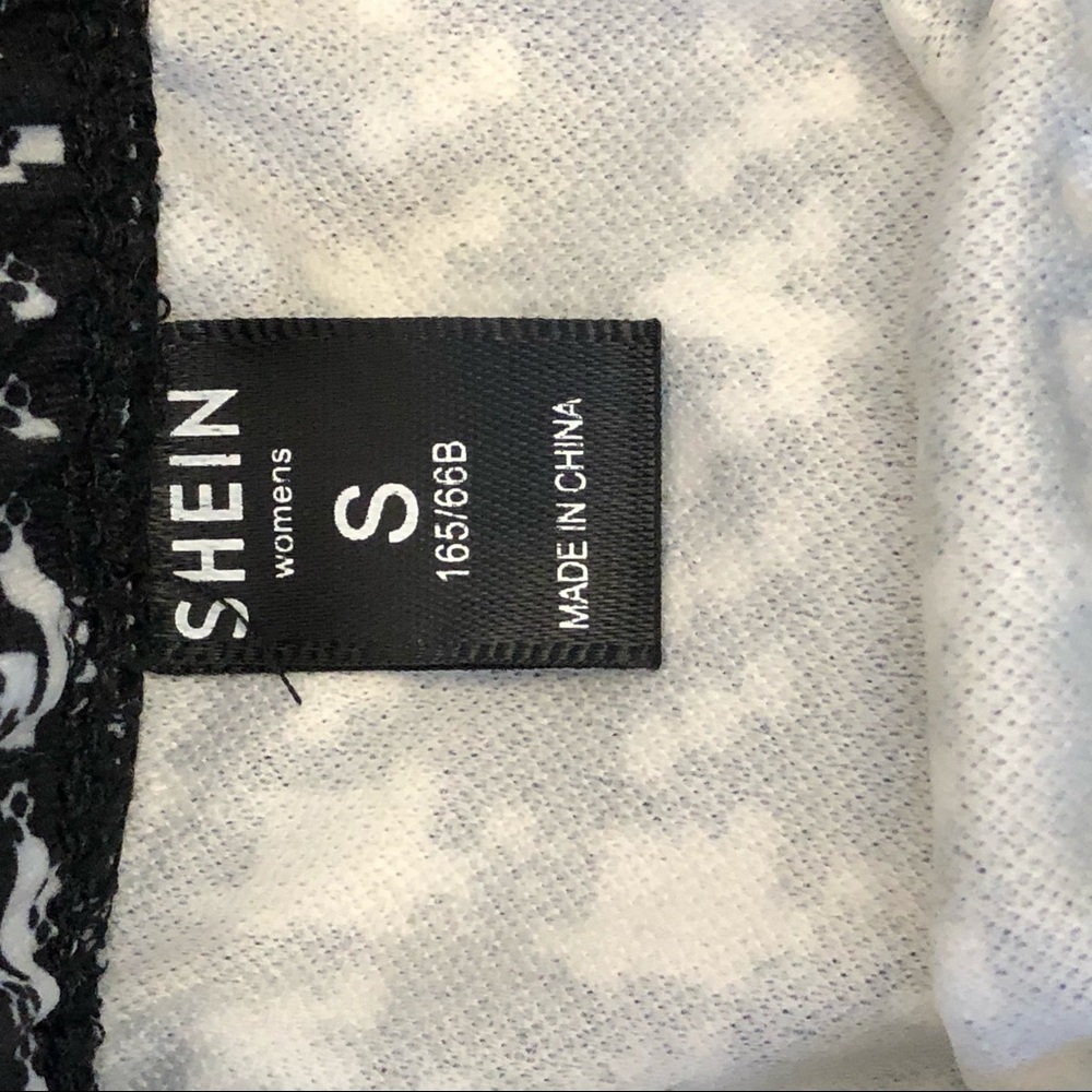 Shein Mini - Picture 4 of 4